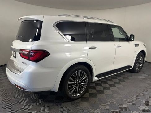 Used 2020 INFINITI QX80 Luxe w/ Sensory Package RWD image 8