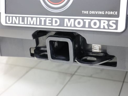 Used 2023 Nissan Pathfinder Platinum AWD/4WD image 18