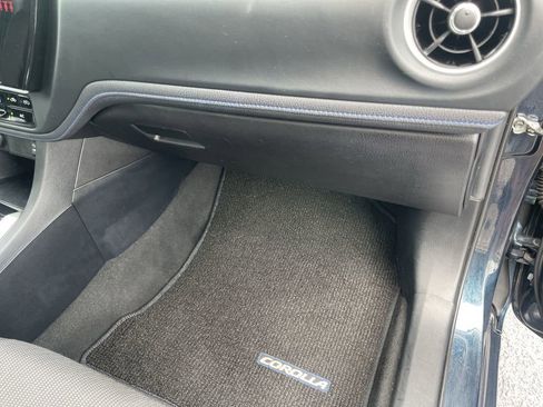 Used 2018 Toyota Corolla SE w/ Carpet Mat Package (TMS) FWD image 31