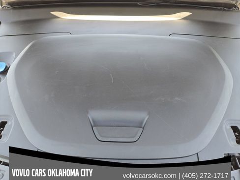 Certified 2023 Volvo XC40 Recharge Ultimate AWD/4WD image 26