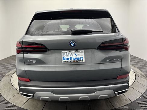New 2026 BMW X5 xDrive50e image 15