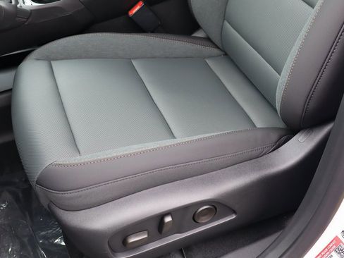 New 2026 GMC Terrain AT4 image 11