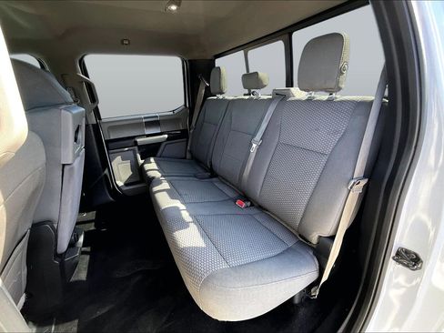 Used 2017 Ford F150 XLT w/ Equipment Group 302A Luxury image 23