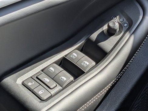 New 2026 Jeep Grand Cherokee Altitude AWD/4WD image 24