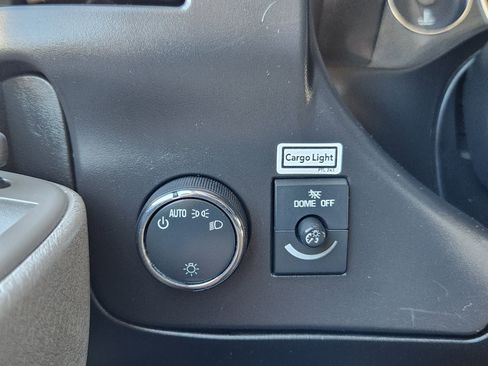 Used 2022 GMC Savana 3500 CUTWAY w/ Power Convenience Package image 19