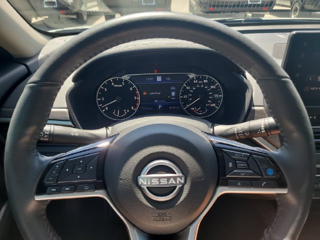 Used 2024 Nissan Altima 2.5 SL FWD image 30