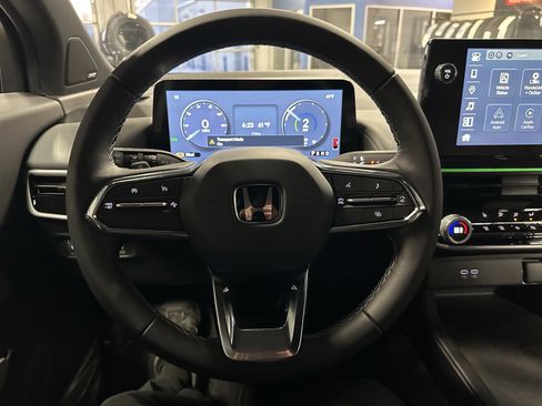 New 2026 Honda Prologue Touring image 9