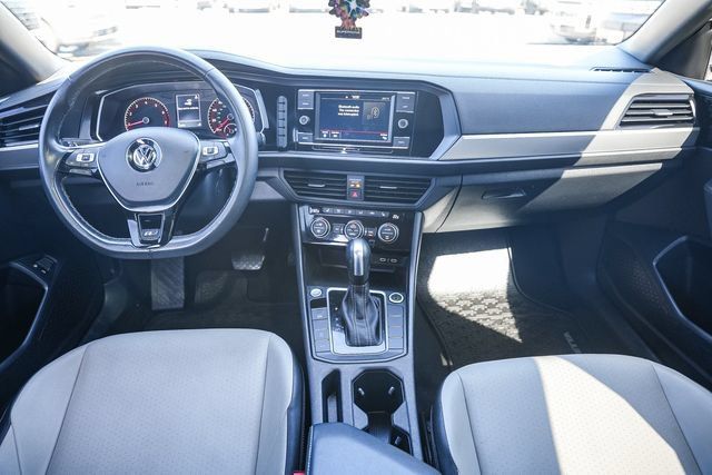 Used 2021 Volkswagen Jetta R-Line FWD image 14