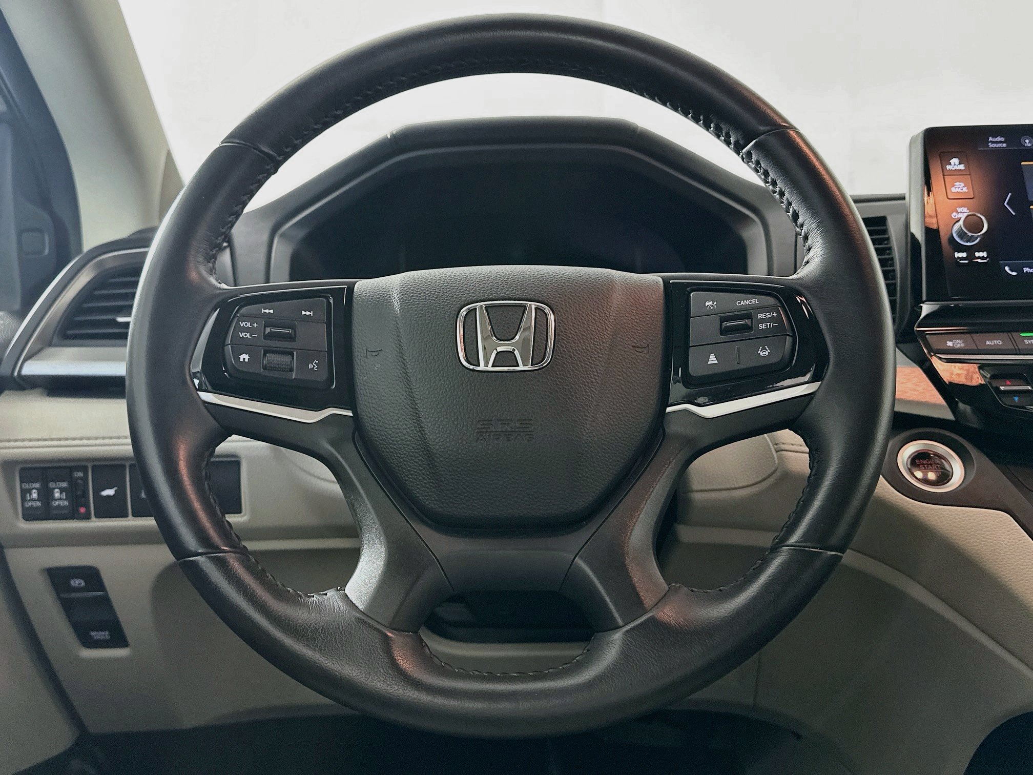 Used 2025 Honda Odyssey EX-L image 18
