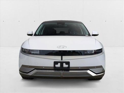 New 2024 Hyundai Ioniq 5 Limited image 6