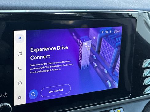 Used 2025 Toyota Camry LE image 13