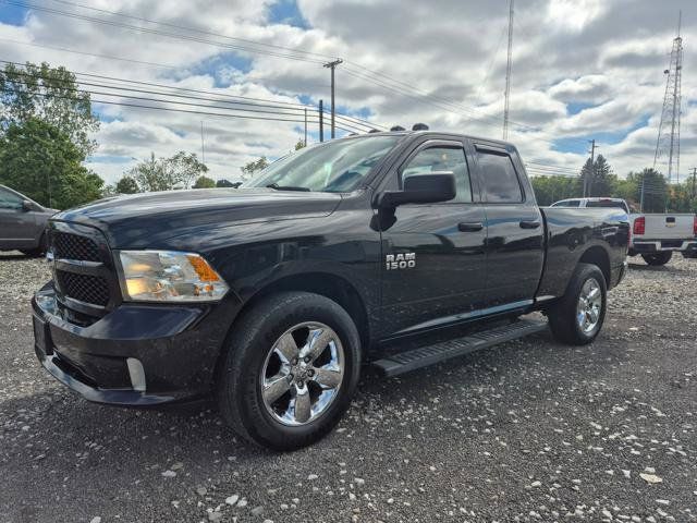 Used 2018 RAM 1500 Express w/ Express Value Package AWD/4WD image 4