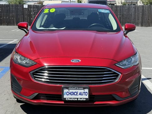 Used 2020 Ford Fusion SE FWD image 2