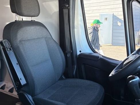 Used 2023 RAM ProMaster 2500 FWD image 33