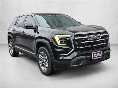 Used 2025 GMC Terrain Elevation w/ Technology Package II image 7