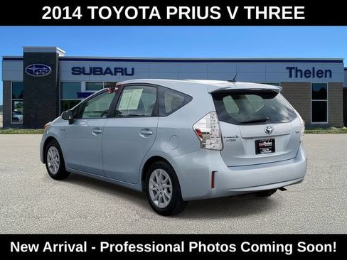 Used 2014 Toyota Prius V Three FWD image 3