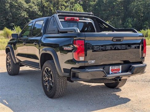 New 2025 Chevrolet Colorado Trail Boss w/ Midnight Edition image 4