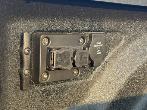 New 2026 RAM 2500 Big Horn AWD/4WD image 12