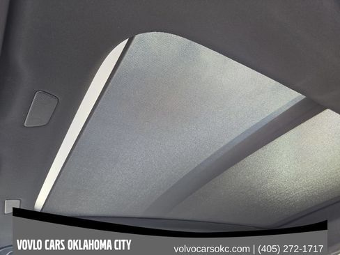 Used 2026 Volvo XC60 B5 Plus w/ Protection Package Premier AWD/4WD image 25