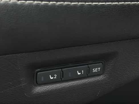 Used 2016 Nissan Murano SL AWD/4WD image 22