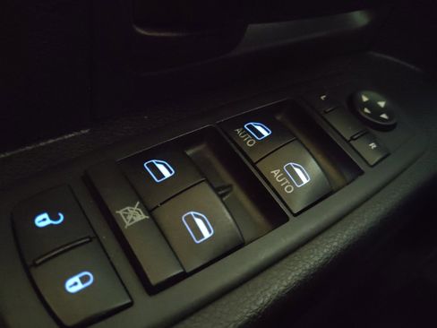 Used 2018 RAM 1500 Tradesman w/ Popular Equipment Group AWD/4WD image 27