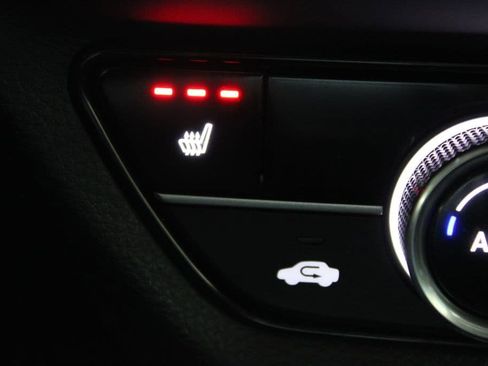 Certified 2025 Honda HR-V EX-L image 30