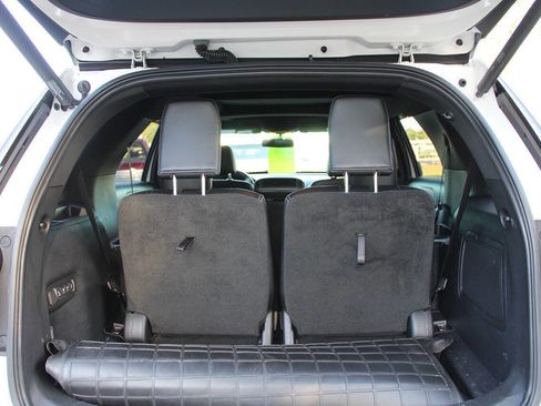 Used 2017 Ford Explorer Limited image 20