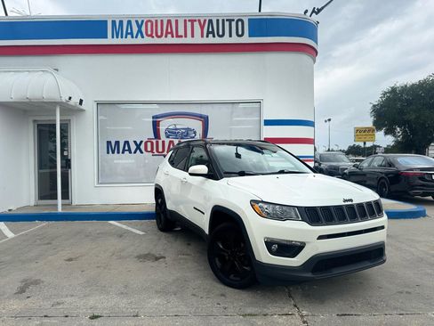 Used 2018 Jeep Compass Latitude w/ Popular Equipment Group AWD/4WD image 15