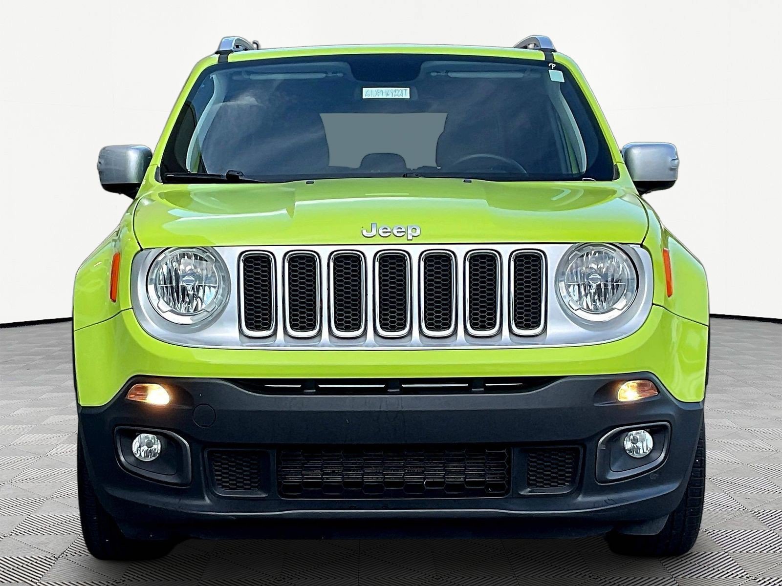 Used 2018 Jeep Renegade Limited FWD image 2
