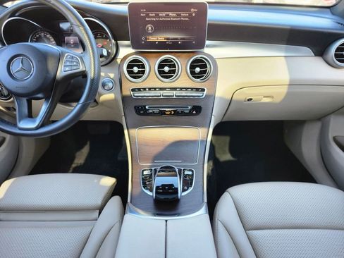 Used 2018 Mercedes-Benz GLC 300 4MATIC image 14