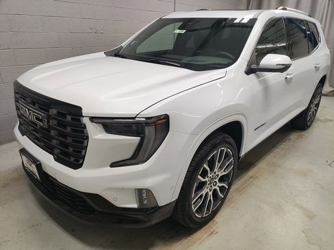 New 2026 GMC Acadia Denali Ultimate w/ LPO, Floor Liner Package image 19