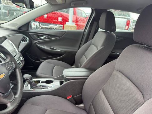 Used 2024 Chevrolet Malibu LT FWD image 26