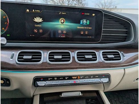 Used 2023 Mercedes-Benz GLS 450 4MATIC w/ Warmth & Comfort Package image 23