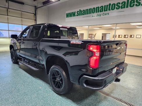 Used 2020 Chevrolet Silverado 1500 LT Trail Boss image 9