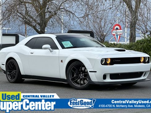 Used 2021 Dodge Challenger R/T Scat Pack image 1