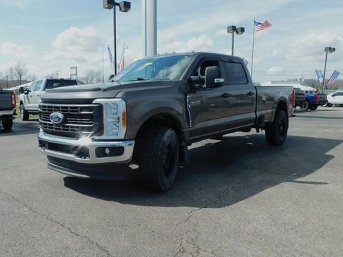 Used 2023 Ford F350 XL w/ XL Chrome Package image 7