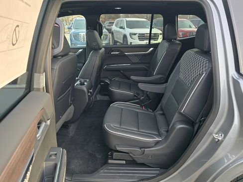 Certified 2026 GMC Acadia Denali w/ Super Cruise Package AWD/4WD image 27