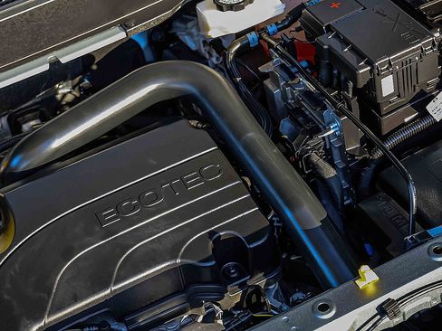 Used 2024 Chevrolet Equinox LT image 29