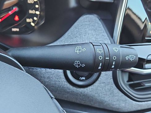 New 2026 Jeep Compass Latitude image 25