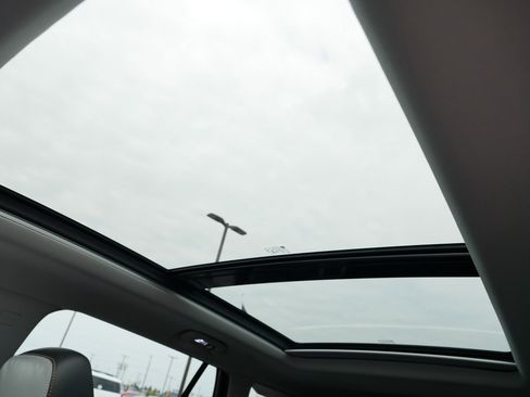 Used 2020 GMC Terrain SLT w/ Preferred Package image 10