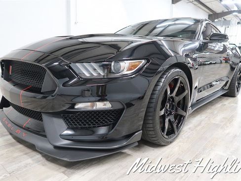 Used 2017 Ford Mustang Shelby GT350R w/ Equipment Group 920A image 14
