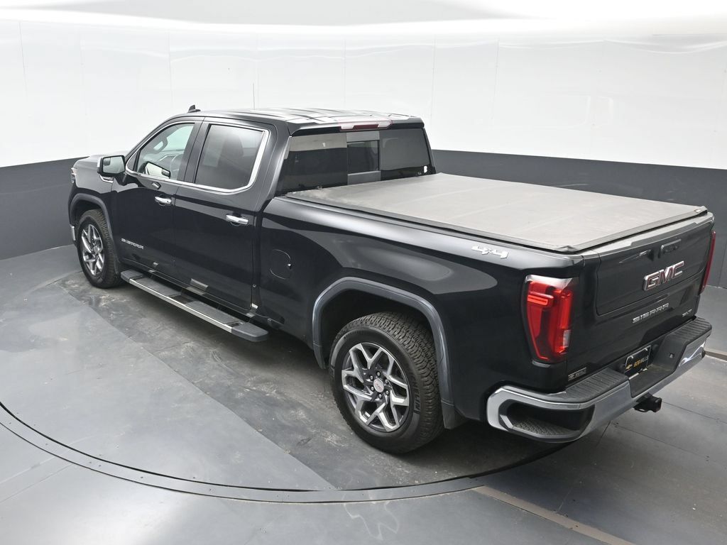 Used 2022 GMC Sierra 1500 SLT w/ SLT Convenience Package AWD/4WD image 19