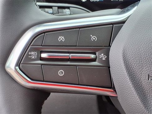 New 2026 Chevrolet Equinox LT w/ LPO, Floor Liner Package image 19