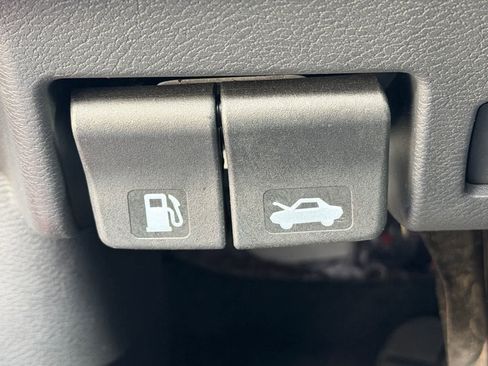 Used 2020 Nissan Murano SV w/ Premium Package FWD image 21