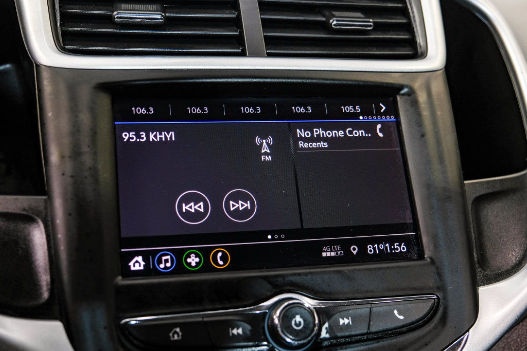 Used 2020 Chevrolet Sonic LT FWD image 37
