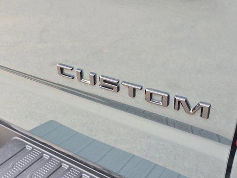Used 2025 Chevrolet Silverado 1500 Custom Trail Boss w/ LPO, Dark Essentials Package image 8
