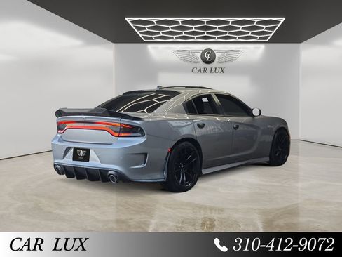 Used 2017 Dodge Charger R/T image 5
