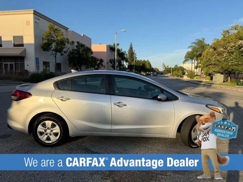 Used 2018 Kia Forte LX w/ LX Rear Camera Package FWD image 3