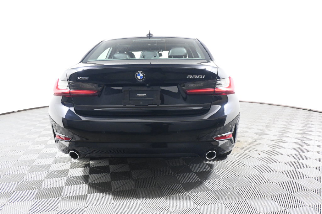 Used 2022 BMW 330i xDrive Sedan w/ Premium Package 2 AWD/4WD image 6
