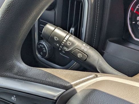 Used 2020 Chevrolet Silverado 1500 LT image 23
